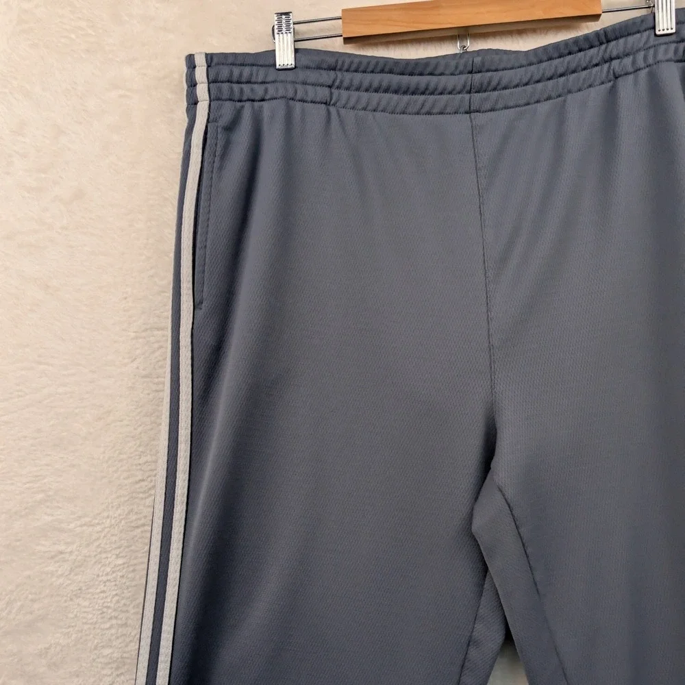 VTG Adidas Track Pants Men's 2XL Gray 3-Stripe Relaxed Athletic Streetwear Y2K